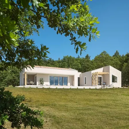 Villa D *